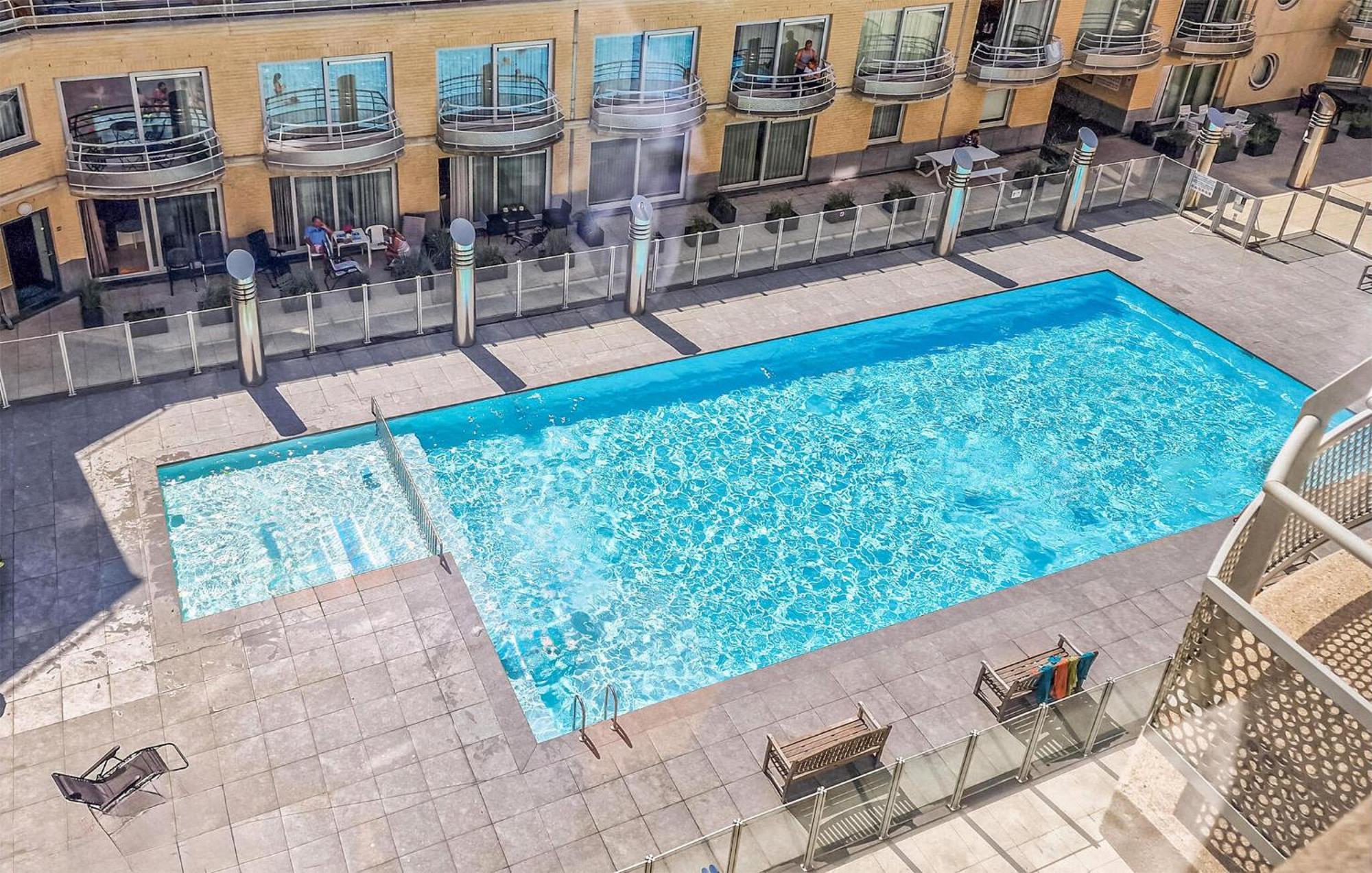Awesome Apartment In Oostende With House Sea View Bagian luar foto